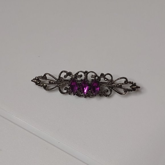 Cool Little Dark Brooch With Purple Plastic Stones - Picture 6 of 8